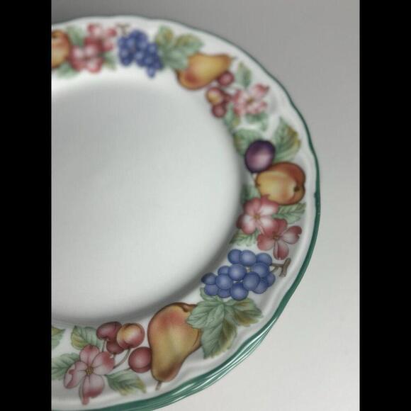 Lot Of 8 Epoch Market Day 10 1/2 in Dinner Plates - Picture 4 of 6